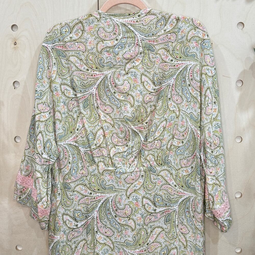 Anthropologie Green and Pink Paisley Robe - Picture 4 of 15